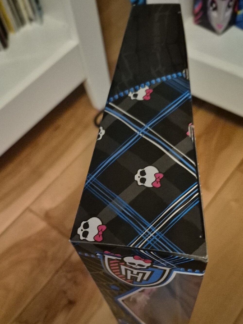 monster high Catrine DeMew Doll — Unopened CIB - Picture 5 of 8